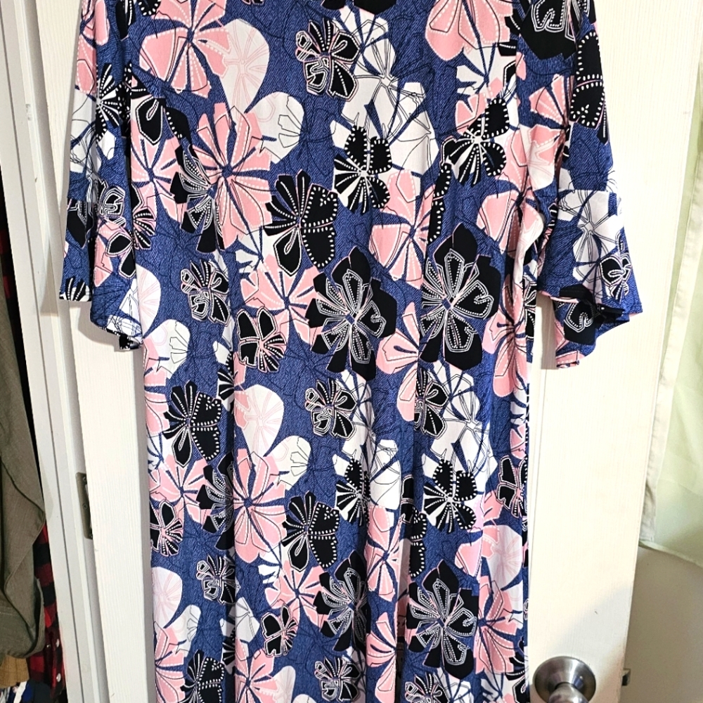 Beautiful Southern Lady Dress short bell sleeves